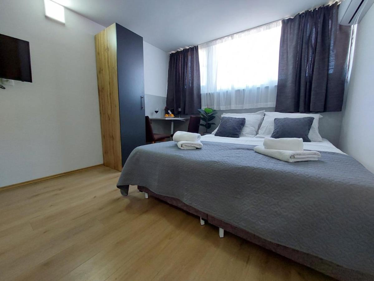 Apartmani Roza PUY Exterior foto