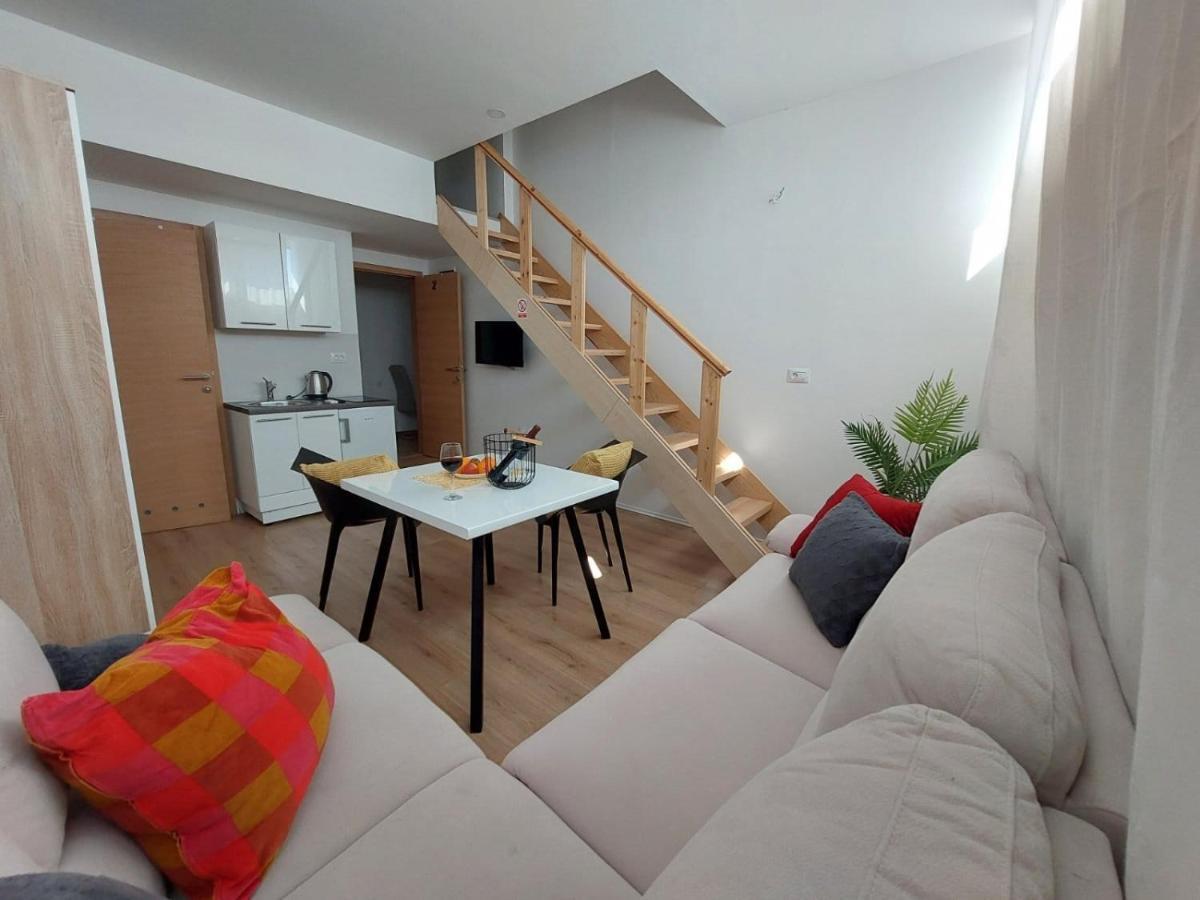 Apartmani Roza PUY Exterior foto