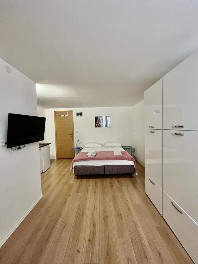 Apartmani Roza PUY Exterior foto