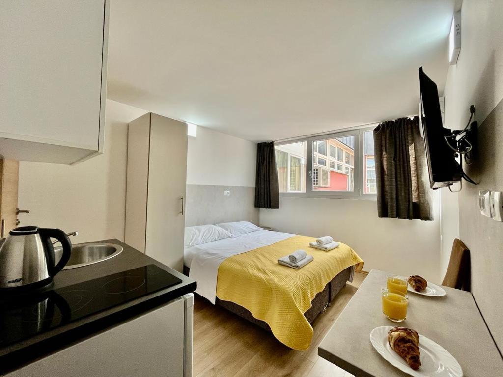 Apartmani Roza PUY Exterior foto