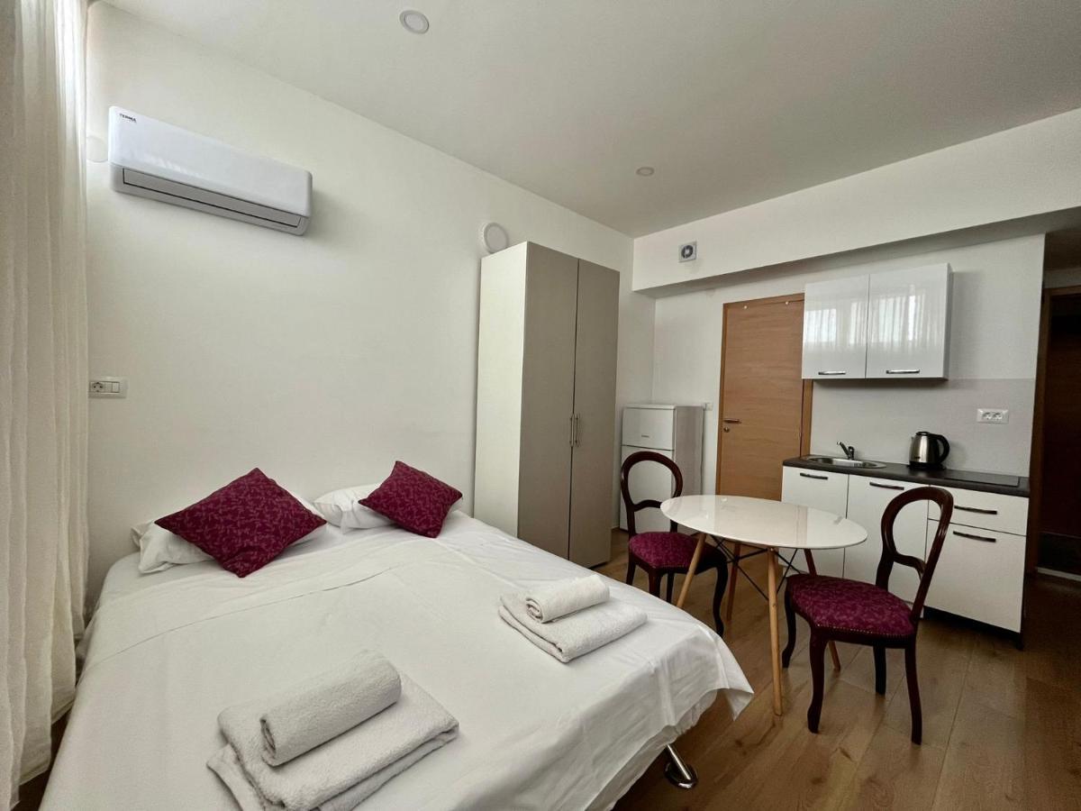 Apartmani Roza PUY Exterior foto